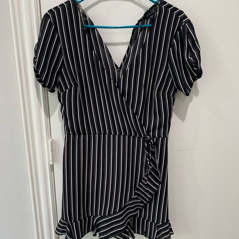 Back / White Romper